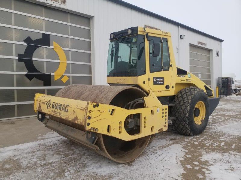 Used BW213D smooth drum 84 inch compactor